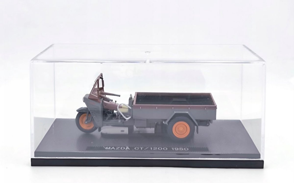 Mazda CT/1200 1950 - 1:43 - Ebbro
