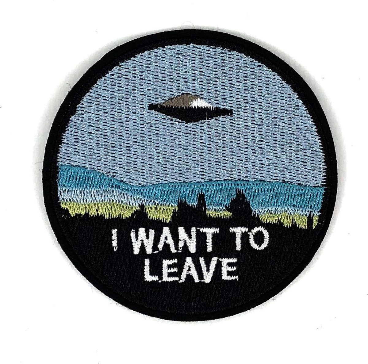   Landschap Met UFO En I Want To Leave Tekst Stijk Patch 7,8 diameter