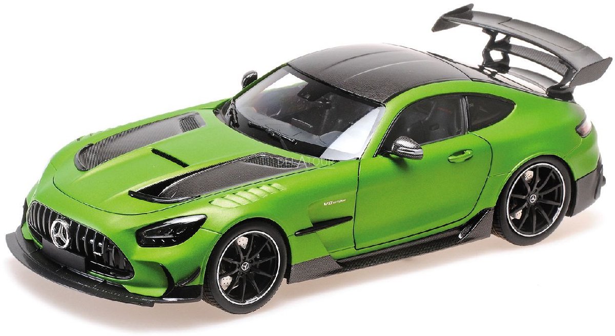 Mercedes-AMG GT Black Series 2021 - 1:18 - Minichamps