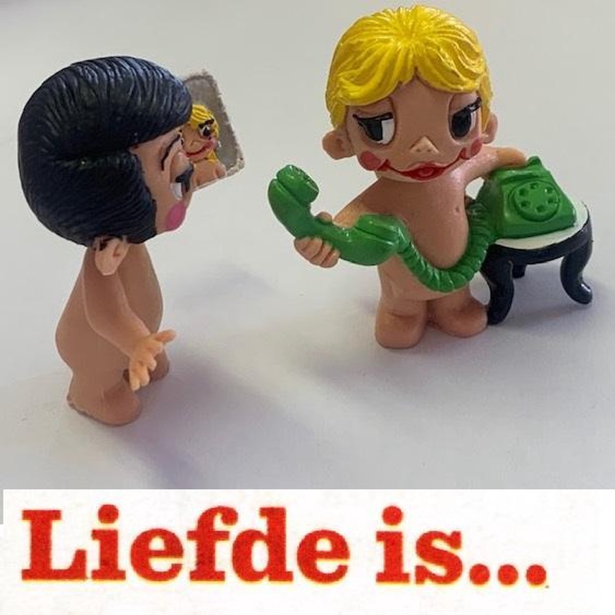 Liefde is, speel/taartdecoratie set 2 stuks(+/-5cm).