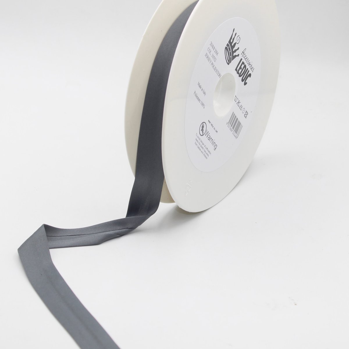 20 Meter BIAIS JERSEY 100 % POLYESTER, Afgewerkt 20/8/8, MADE IN ITALY, Kleur 10552 MIDDENGRIJS