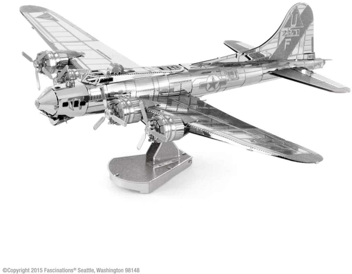 Metal Earth B-17 Flying Fortress