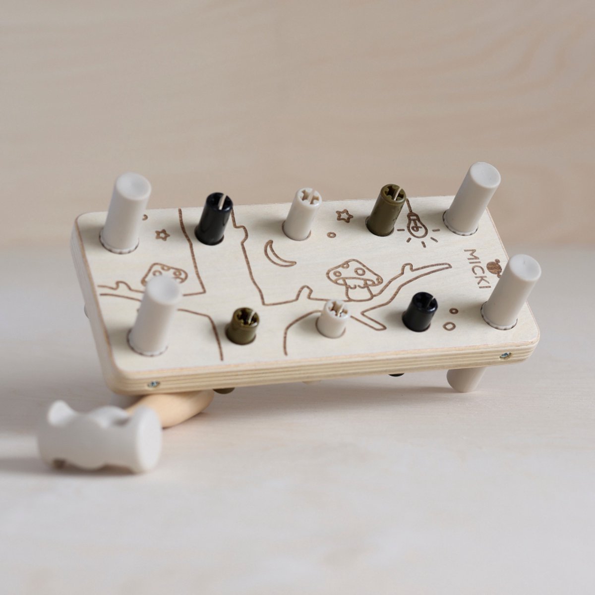   houten hamerbank premium speelgoed hamertje tik multicolor.