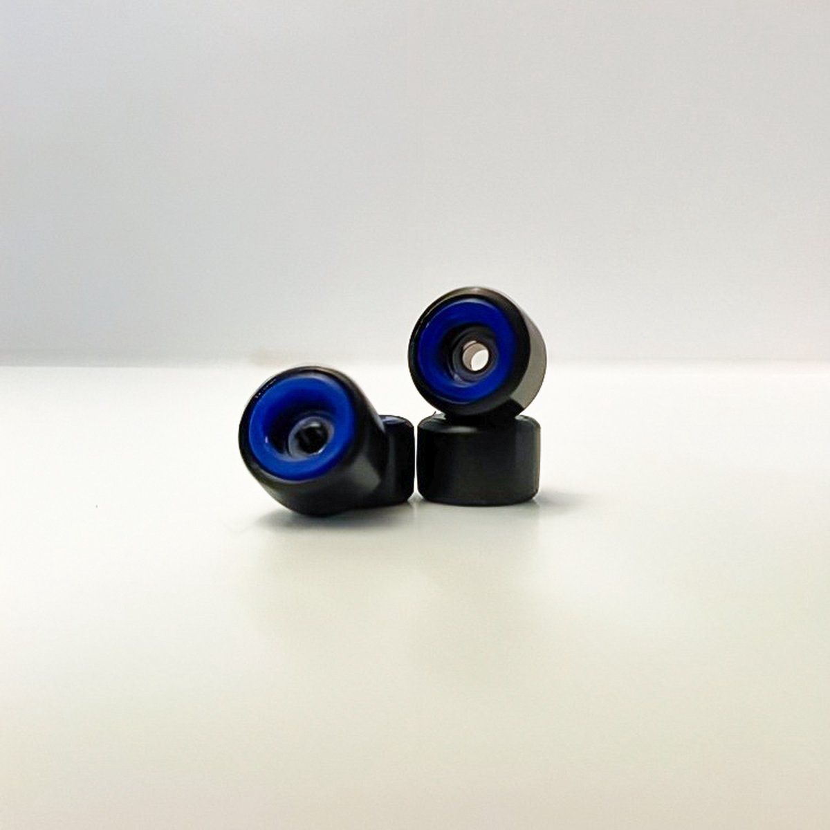CNC fingerboard wheels (Dubbellaags) - Blauw/Zwart