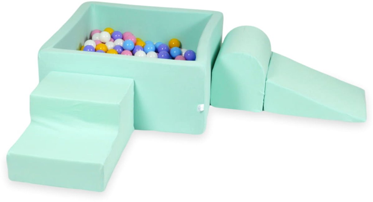 Foam speelset met vierkante ballenbad