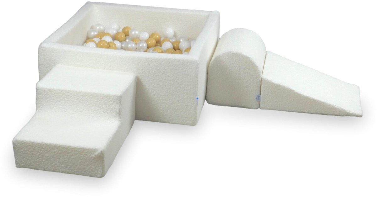 Foam speelset met vierkante ballenbad