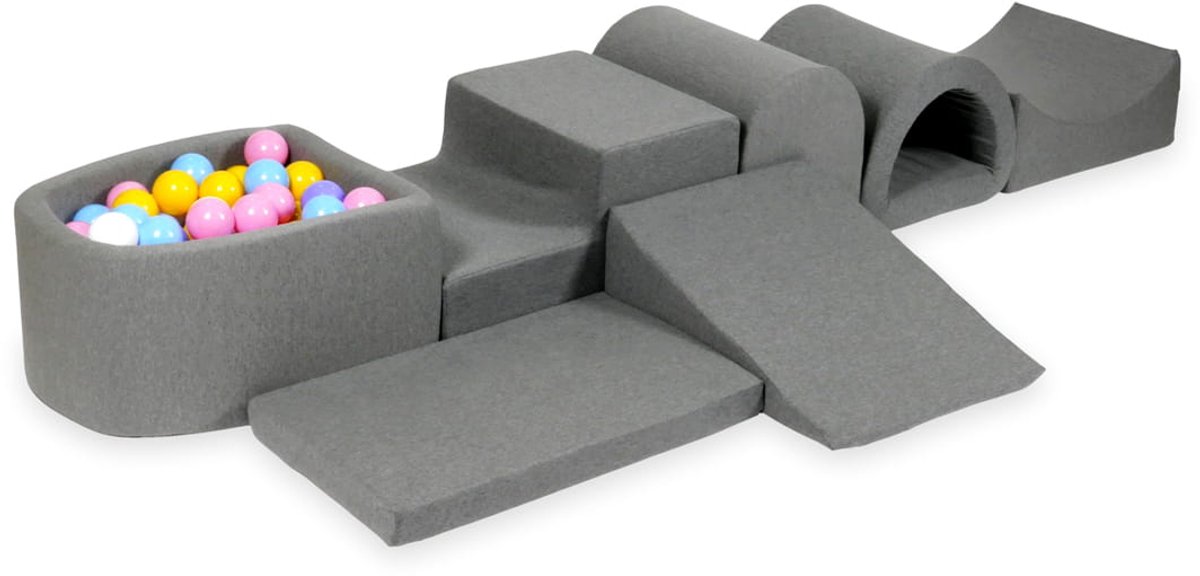 Grootste schuimspeelset met microballenbad