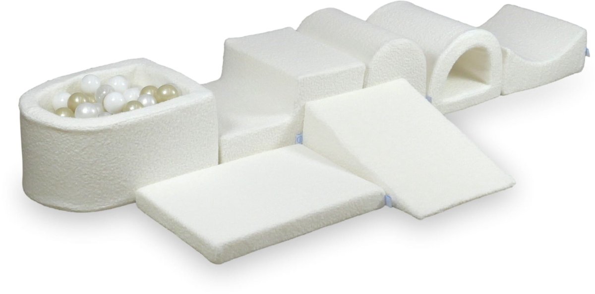 Grootste schuimspeelset met microballenbad