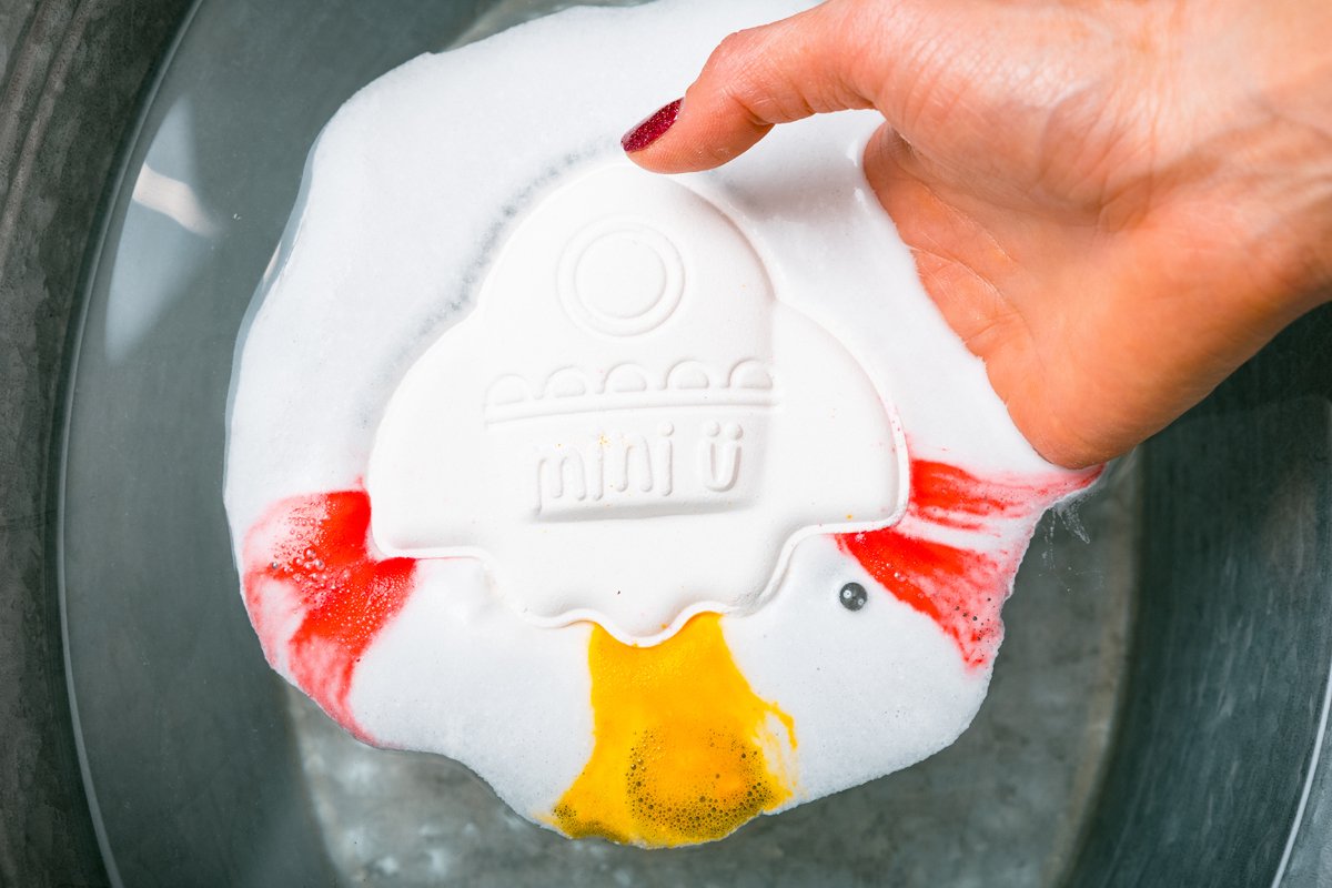 Mini U badbruisbal raket - kleurrijke bruisbal voor kinderen.