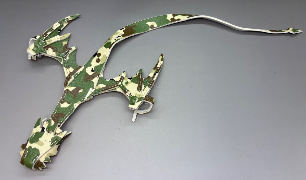Handdraak – Draagbare Draak voor Cosplay & Festivals Camouflage groen - Leer
