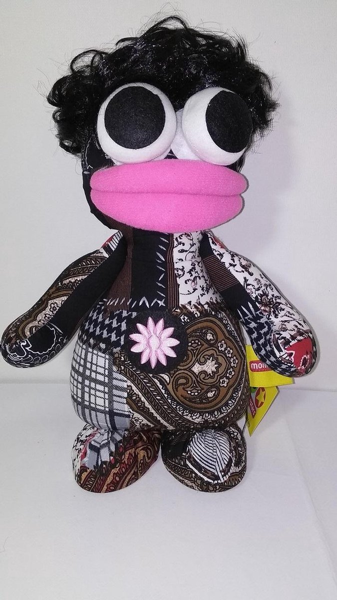 De leukste knuffel voor een speciaal iemand - Penguin - uniek in zijn soort - 30cm