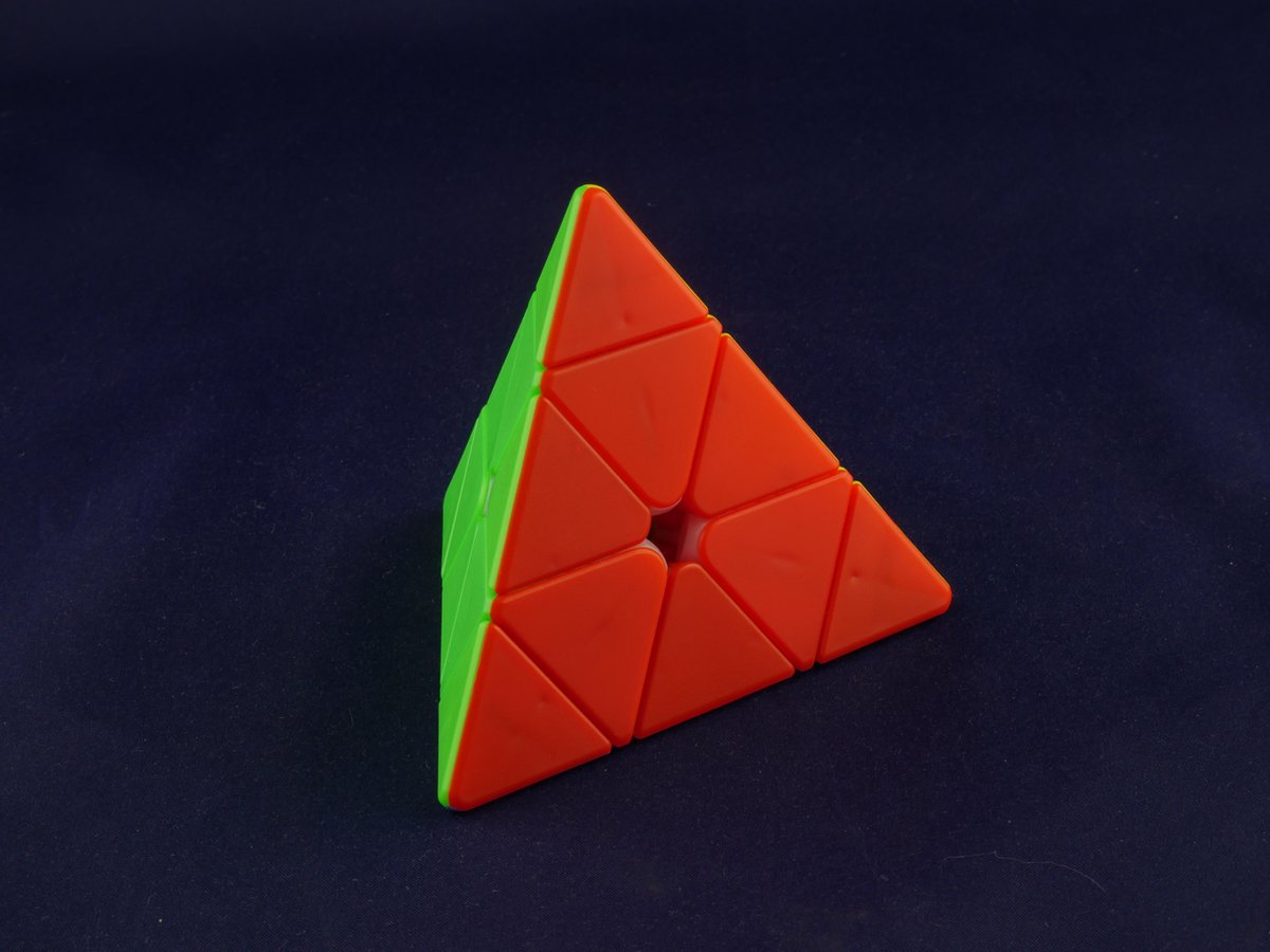 Professionele Pyraminx - Stickerless - Met draagtas