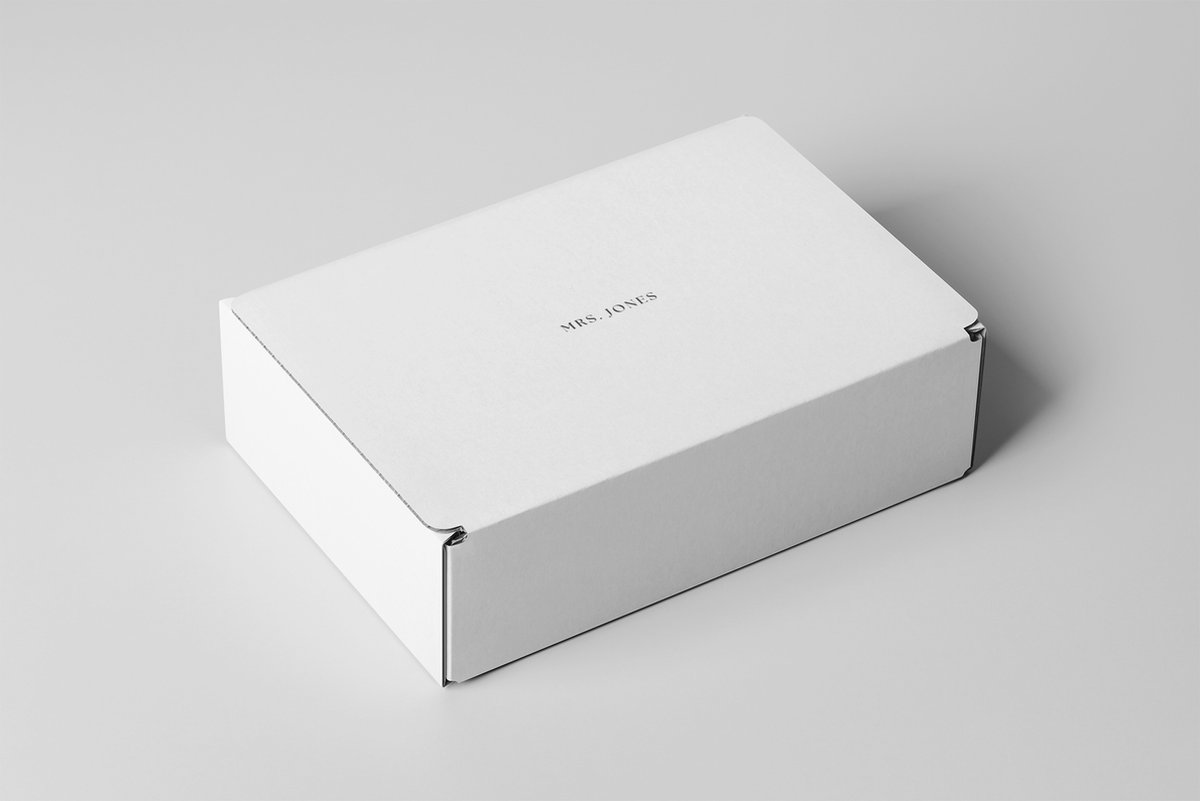 Mrs. Jones Reuze wimpelketting - afmeting 10m vlaggenketting plastic slinger hangende decoratie carnaval themafeest verjaardag kinderfeestje .