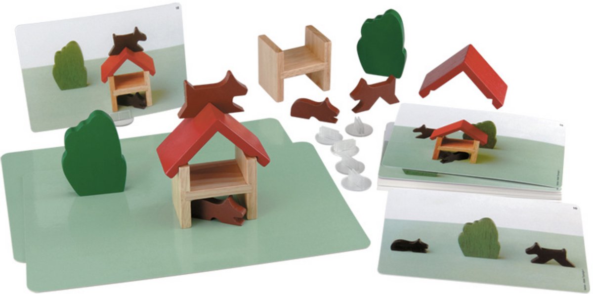 Atelier topologie 1, basis - 10 elementen in gekleurd hout - 2 grondplaten - 18 fotokaarten