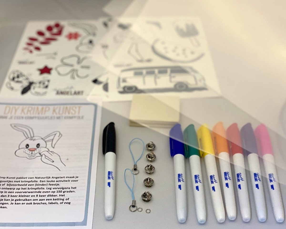 Krimpie Dinkie - DIY Krimp kunst met 3x Krimpfolie  en 8 Permanent markers