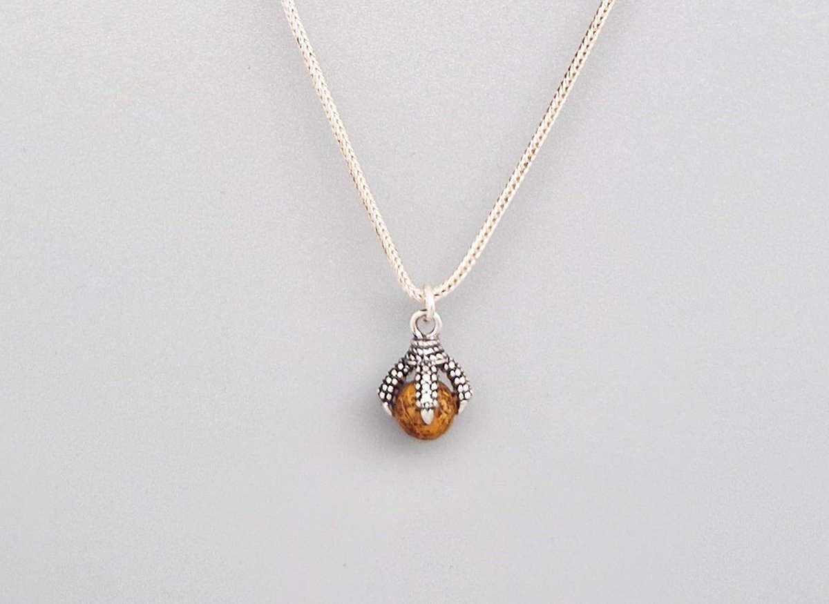 Ketting dames met klauwhanger van 925 zilver met daarin een natuursteen -