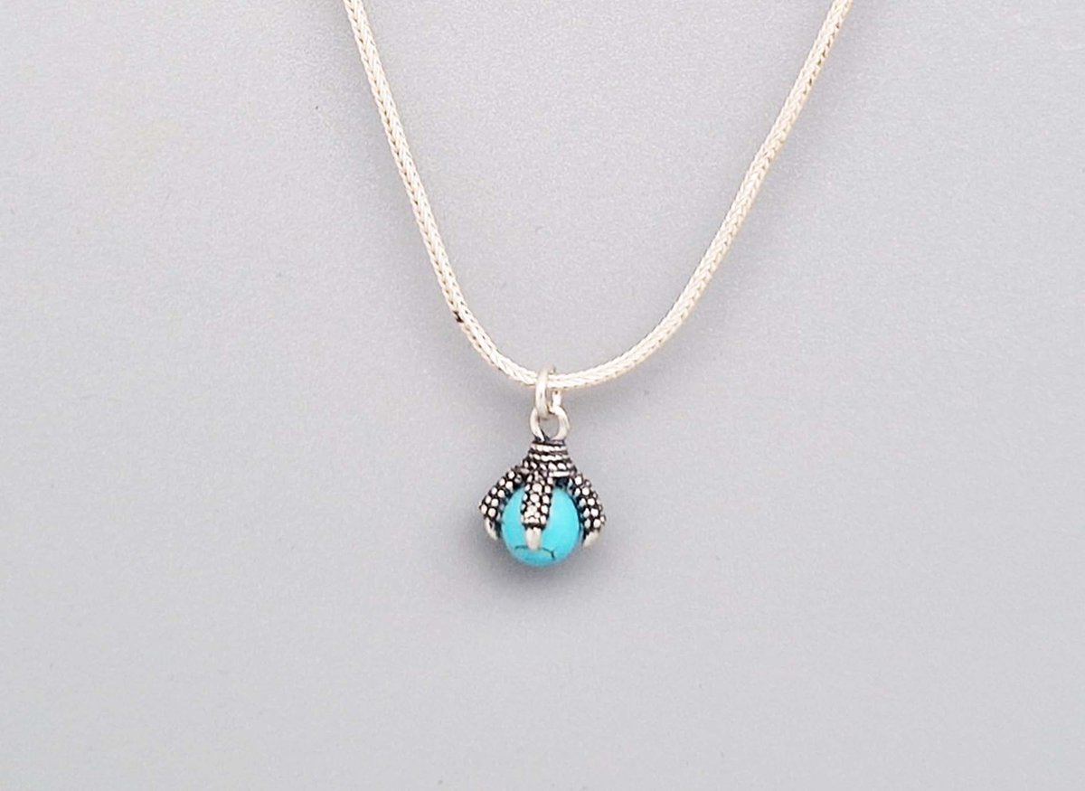 Ketting dames met klauwhanger van 925 zilver met daarin een natuursteen -