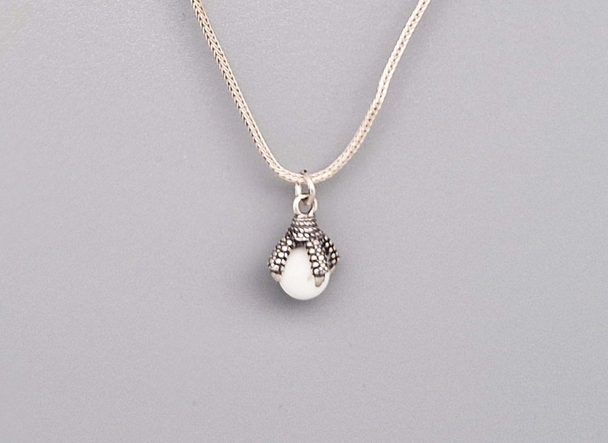 Ketting dames met klauwhanger van 925 zilver met daarin een natuursteen -