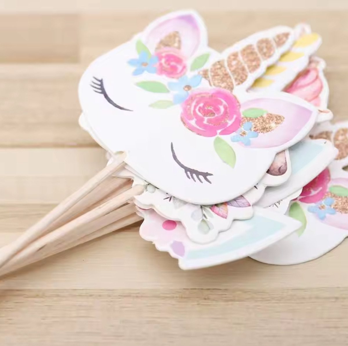 New Age Devi - Cocktail- en taartprikkers voor cupcakes met unicorn- en bloemengezichtmotieven - 24 stuks