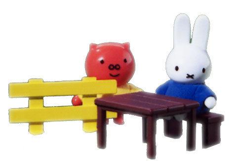 Nijntje Picknicktafel