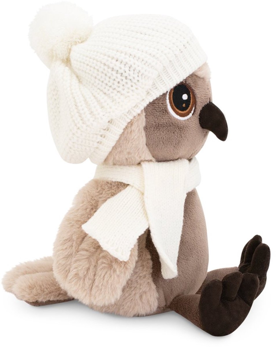Orange Toys knuffel uil met witte muts en sjaal - pluche speelgoed.