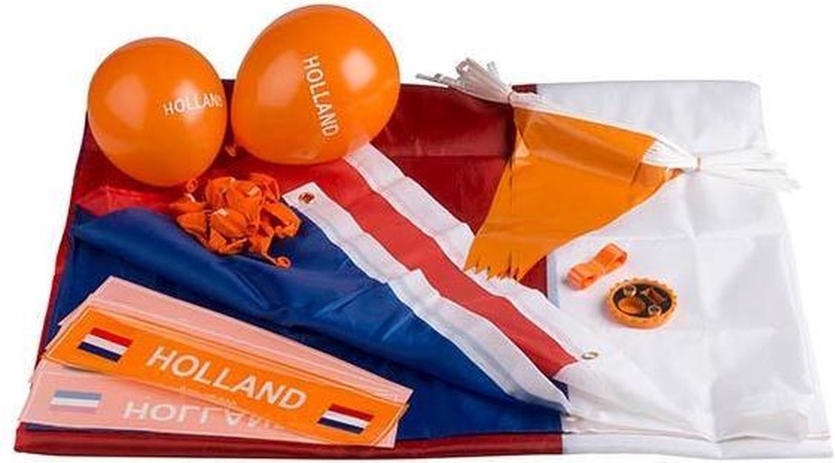 Oranje Feest Artikelen Set 30-delig - Oranje Versiering - Vlaggetjes - Vlaggenlijn - Slingers - Ballonnen