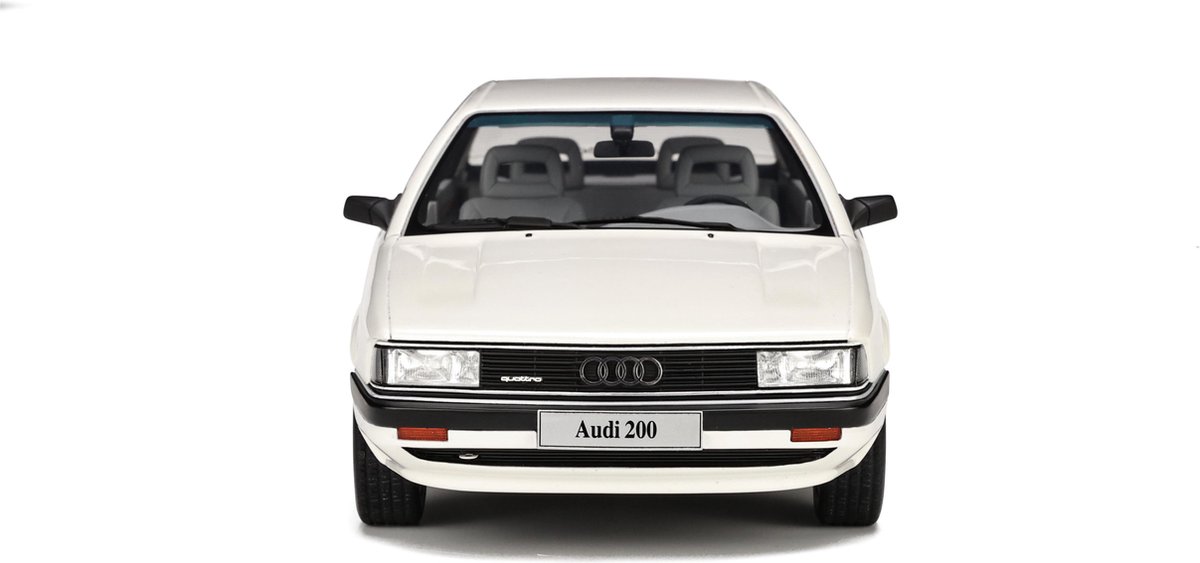 Audi 200 Quattro 20v 1989, Pearl White, OttoMobile OT408