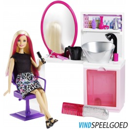 Schoonheidssalon en pop Barbie