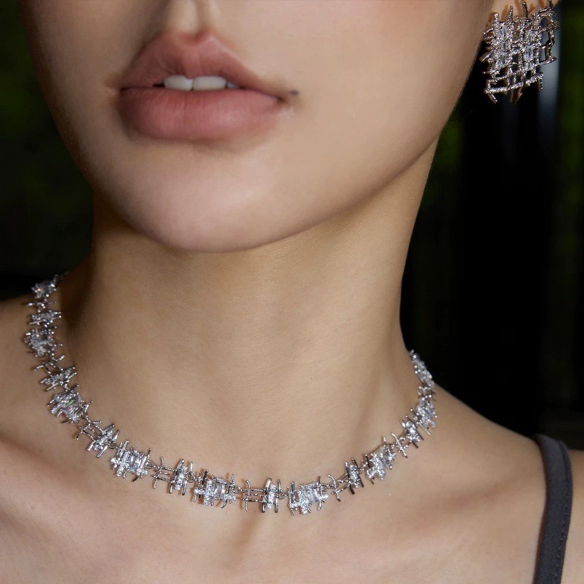 PULUZ 1 Stuk - Vintage Geflochten Zilveren Choker - Europese Mode Collier - Kraagbeenketting Met Edelsteen Voor Vrouwen - Retro Design Luxe Sieraad