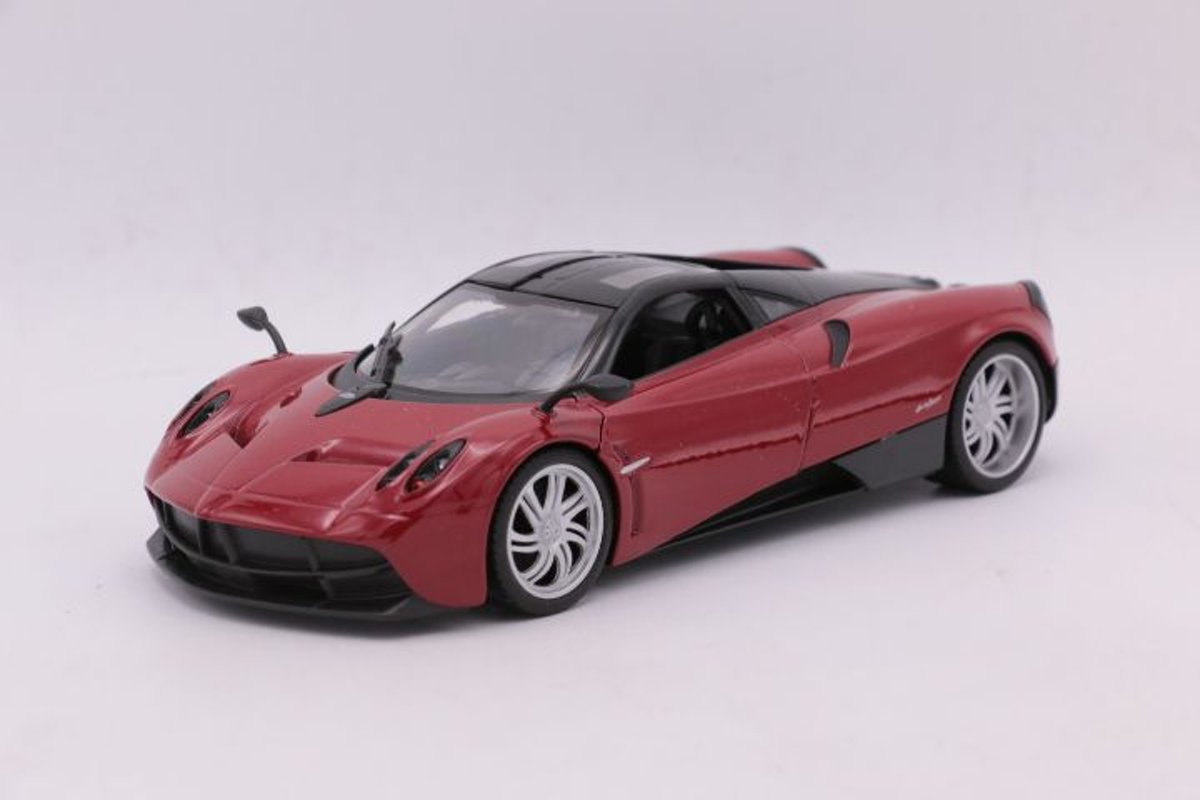 Pagani Huayra 2017 Red