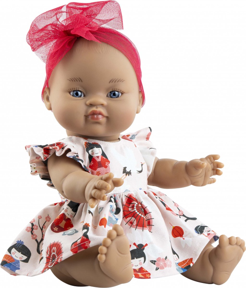 Paola Reina Gordi Ada babypop Aziatisch meisje met grijze ogen 34cm