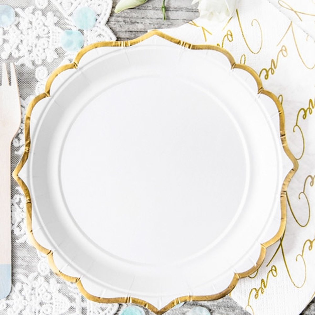 Borden wit met gouden randje (6 stuks)