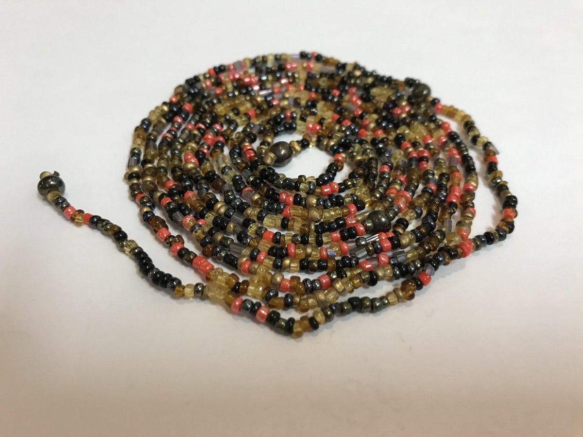 10 strengen (=9000+ stuks) handgemaakte rocailles bruin, zwart en oranje