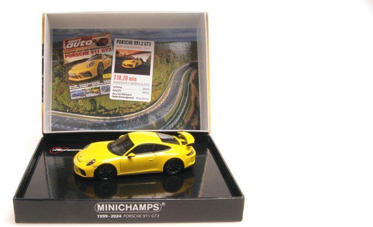 Porsche 911 GT3 2017 - 1:43 - Minichamps