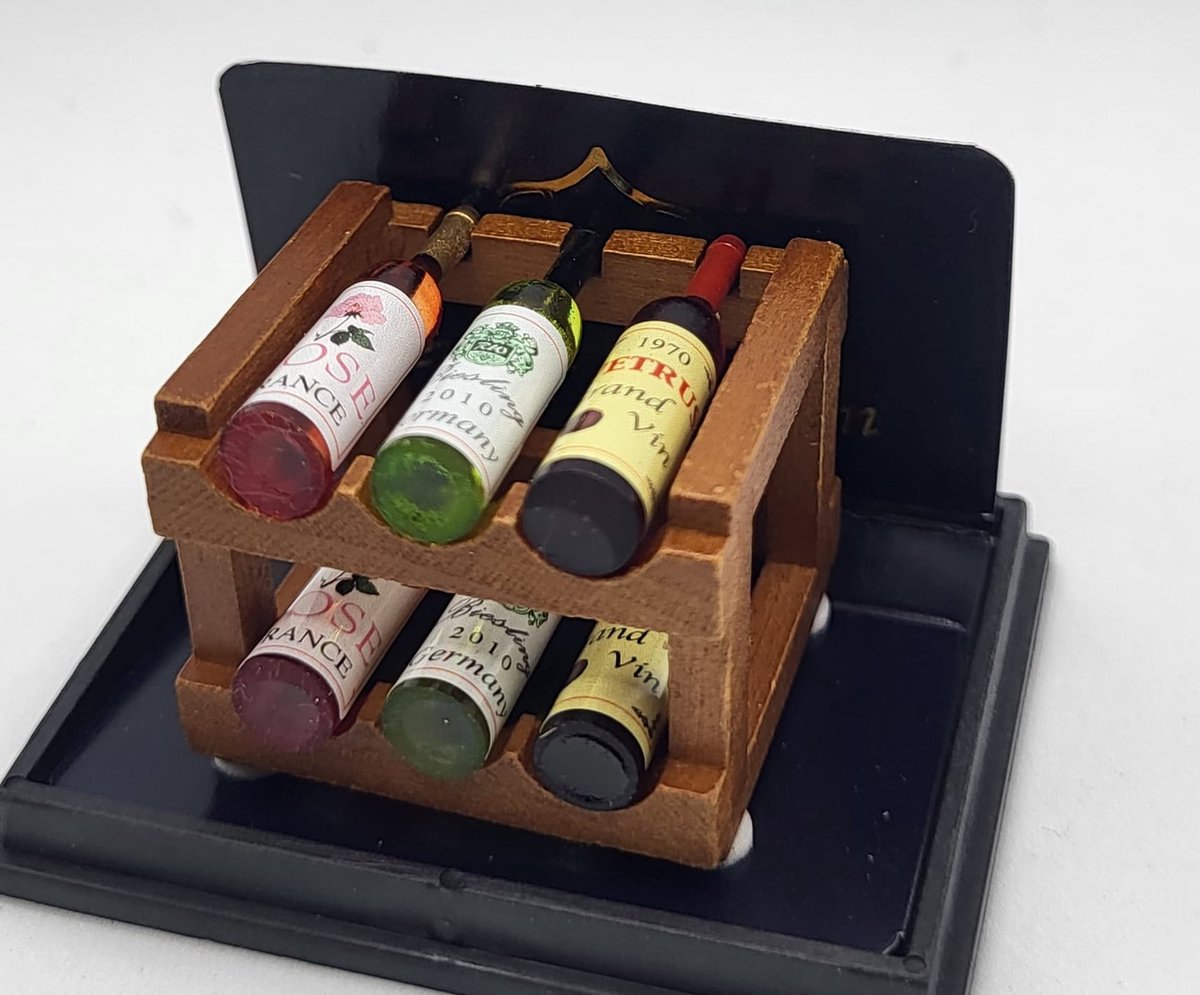 Reutter Wine rag with 6 bottles