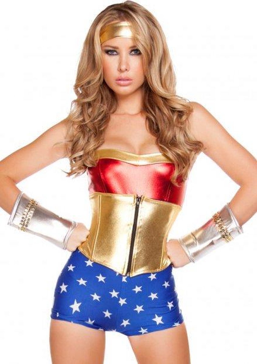 Lusty American Superheroine