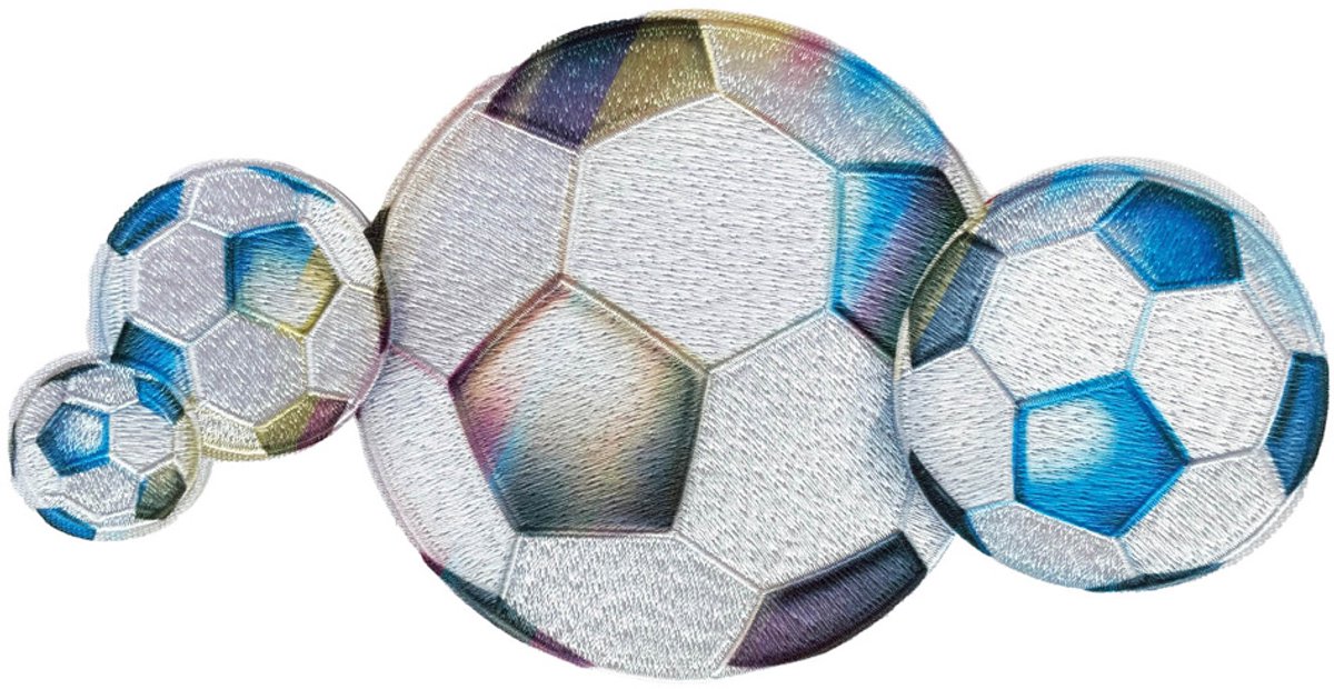 Strijkplaatje voor zelfgemaakte stoffen schoolzak, voetbal.