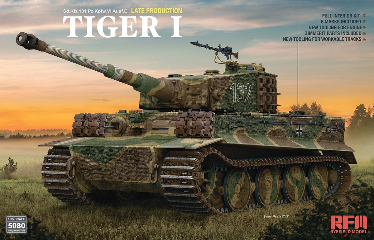 1:35 Rye Field Model 5080 Sd.Kfz.181 Pz.Kpfw.VI Ausf.E Tiger I - Late Production Plastic kit