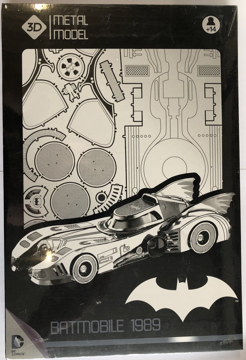 SD Toys DC Universe: Batmobile 1966 25 cm Metal Model Kit