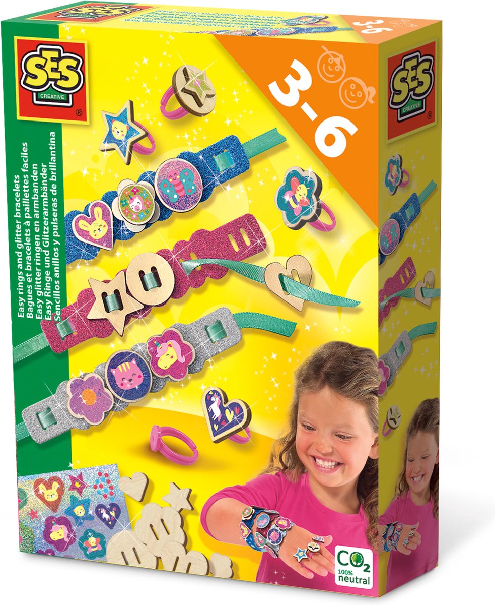   - Easy glitter ringen en armbanden - sieraden maken - kunststof kinderringen en echt houten bedels - met glitter