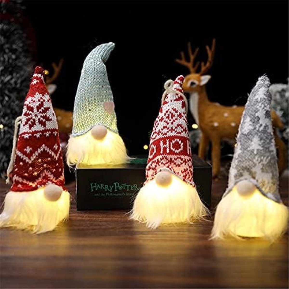 ST TRADING Kerst Gnomen Set met LED Verlichting - 4 Stuks Pluche Decoratie