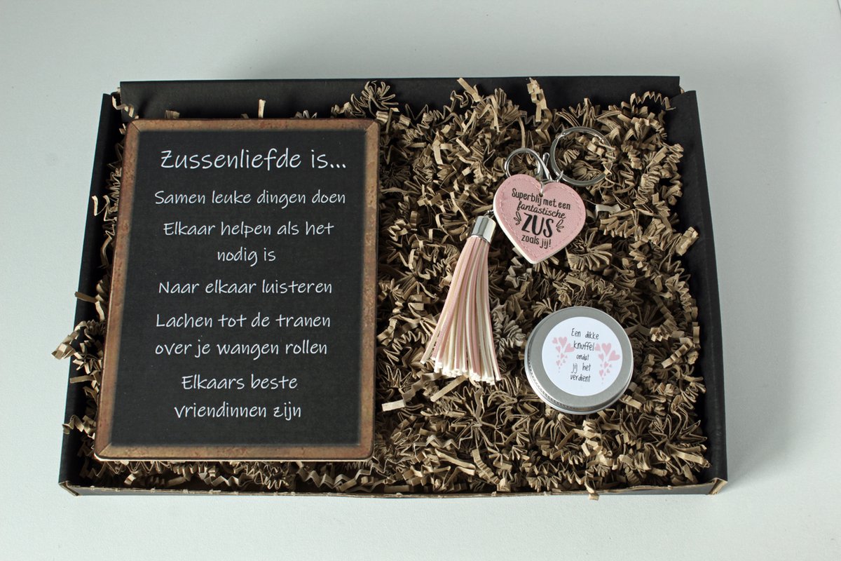 Brievenbus cadeau Zussenliefde - sleutelhanger - kaars - cadeau zus - cadeau kerst