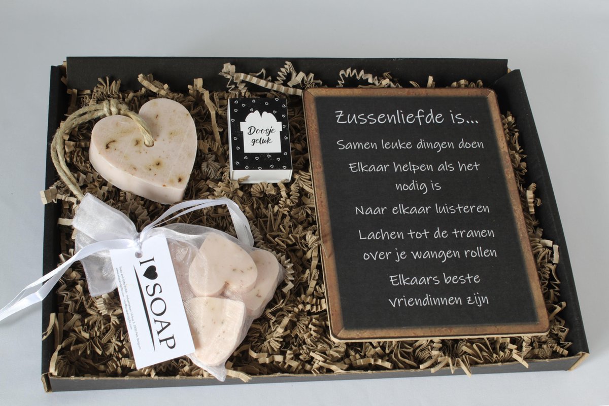 Brievenbus cadeau Zussenliefde wild roses -  cadeau zus - cadeau verjaardag - zeep - tekstbord