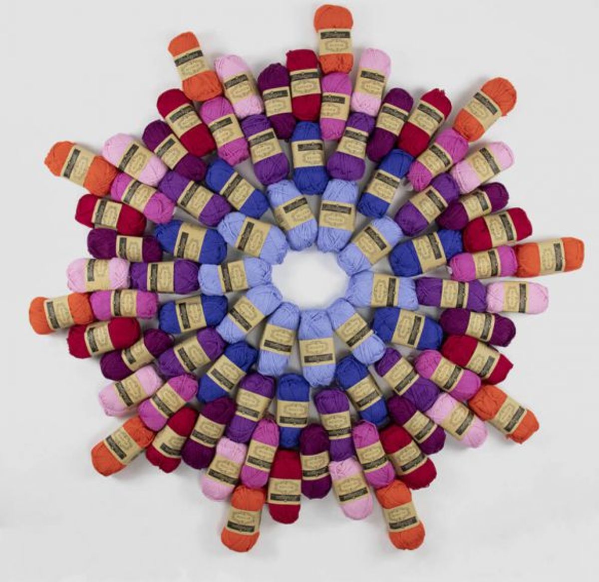 Scheepjes BLOOM Pakket Ass Roze dubbel 16 x 50 Gr - 8 kleuren - 2 st = 16 bollen DUURZAAM