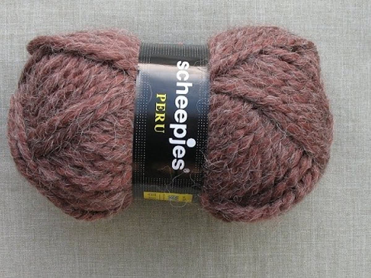   Peru 040 roodbruin. PAK MET 10 BOLLEN a 100 GRAM.