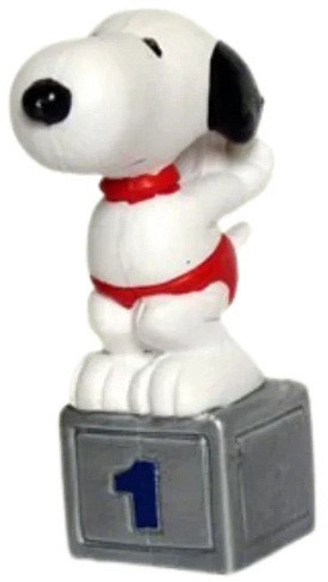 Snoopy op startblok zwemblok - Snoopy / Peanuts - speelfiguurtje en taarttopper - Schleich - ca. 7 cm