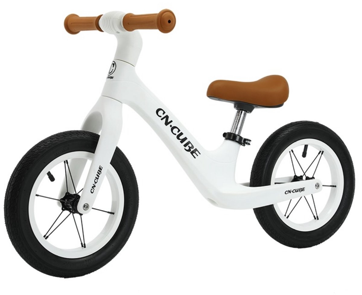 loopfiets voor kinderen - 12 INCH - Verstelbare zadel - Rubberen handvaten - Luchtbanden - 1 tot 5 jaar - Goede kwaliteit en design - Wit