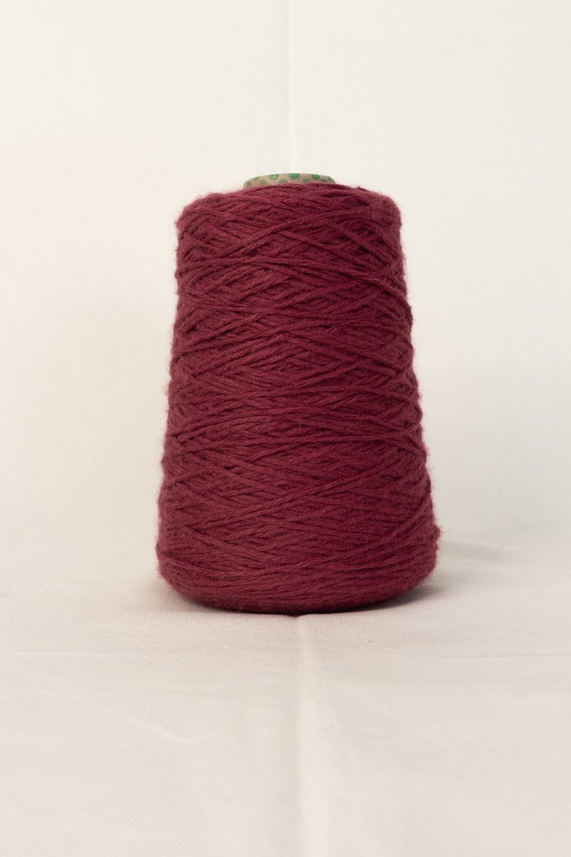 Tufting Yarn - Acryl Wol - Cones/Kegels- 250 gram- 505 meters - Topkwaliteit- Mauve