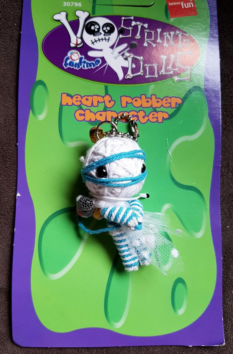 Smiffys string voodoo dolls Heart robber character