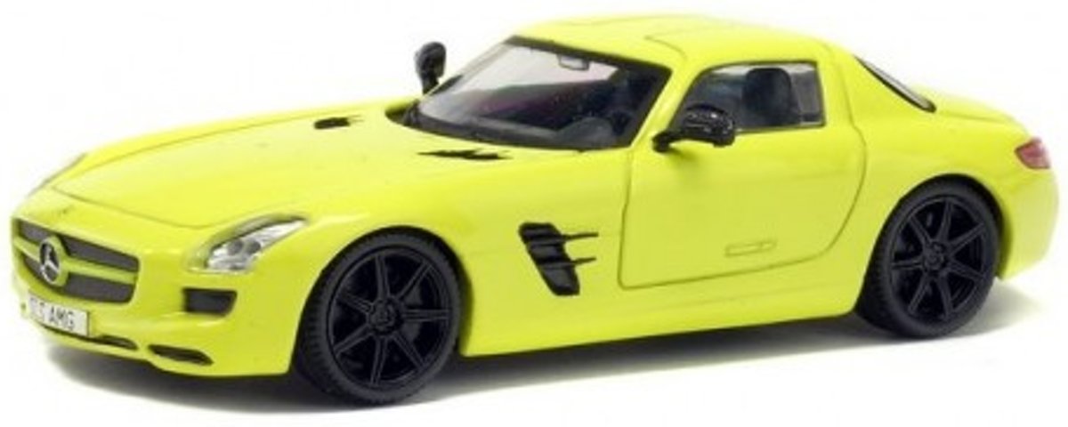 Mercedes Benz SLS, geel